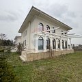 Casa de închiriat 10 camere, în Bucureşti, zona Siseşti