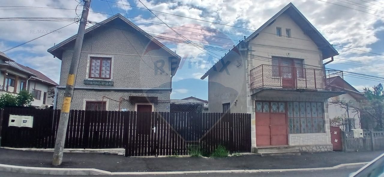 Casa cu 6 camere de vanzare in Pucioasa - zona deosebita aer curat