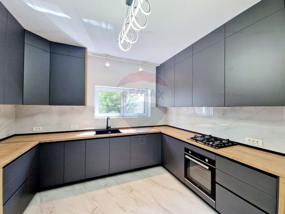 Casa/vila cu 6 camere  curte de inchiriat in Voluntari