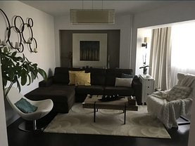 Apartament de vânzare 3 camere, în Bucureşti, zona Dristor