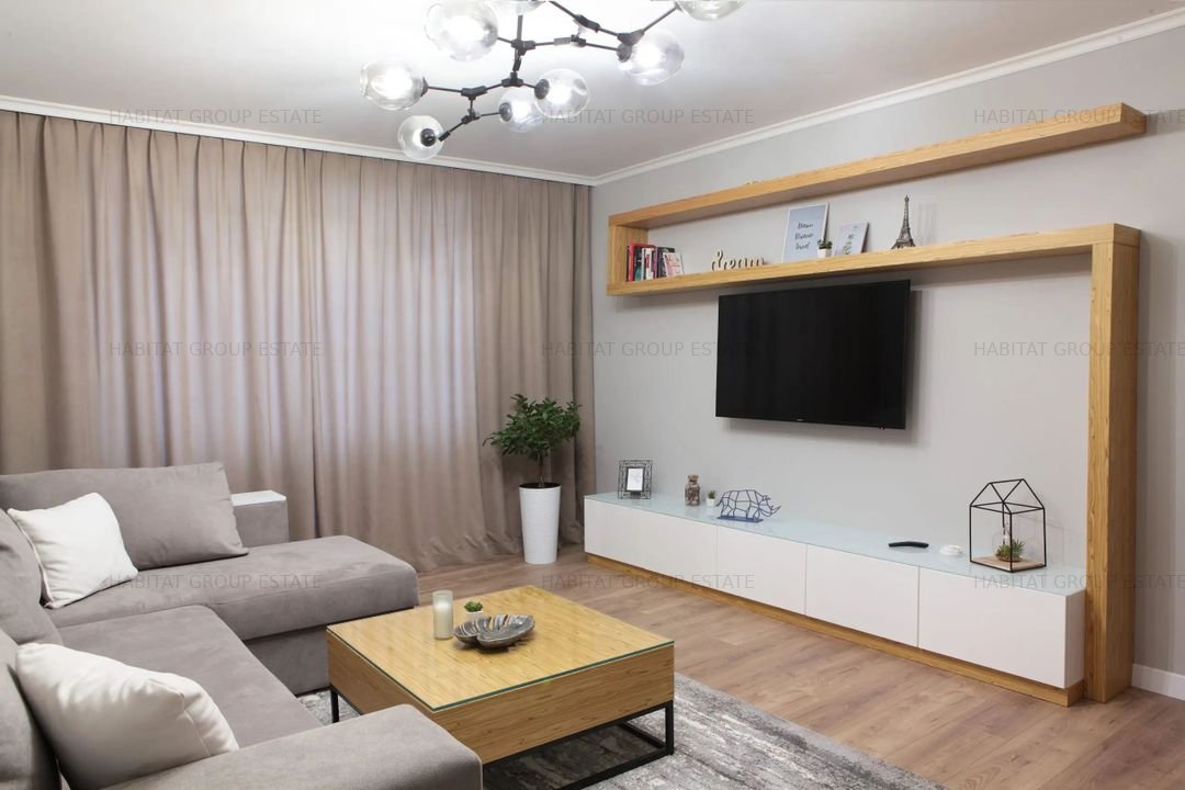 12 minute Metrou Aparatori Garsoniera Decomandata