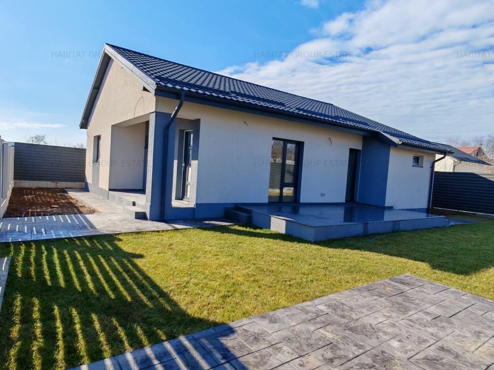 Casa parter 3 camere, 2 bai, teren 360 mp