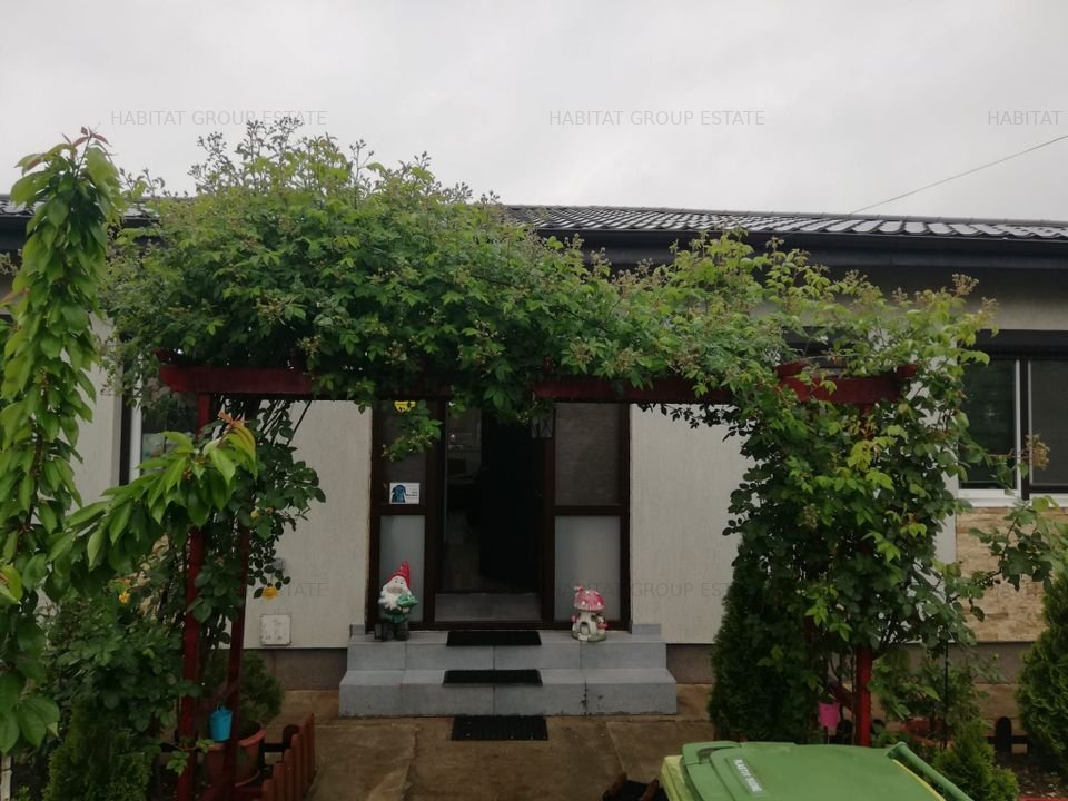 Casa 3 camere, 77 mp utili, teren 340 mp, mutare rapida, comision 0