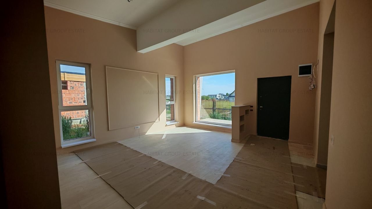 | CASA INDIVIDUALA | 3 CAMERE | 2 BAI | INCALZIRE PRIN PARDOSEALA |