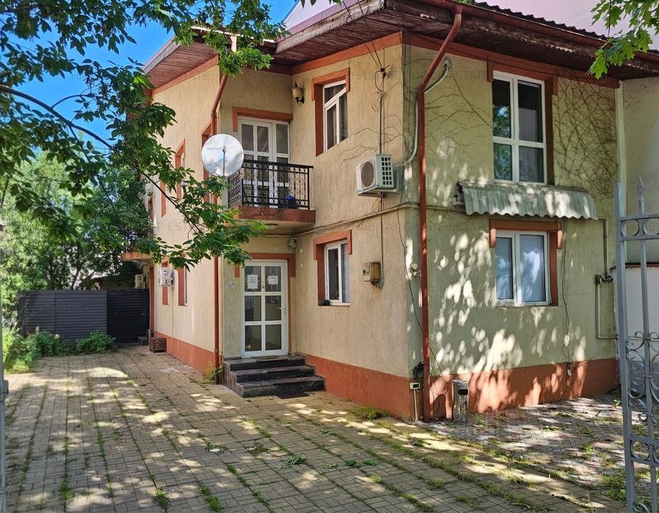 Vila P+1 200mp cu teren de 360mp - Metrou Jiului