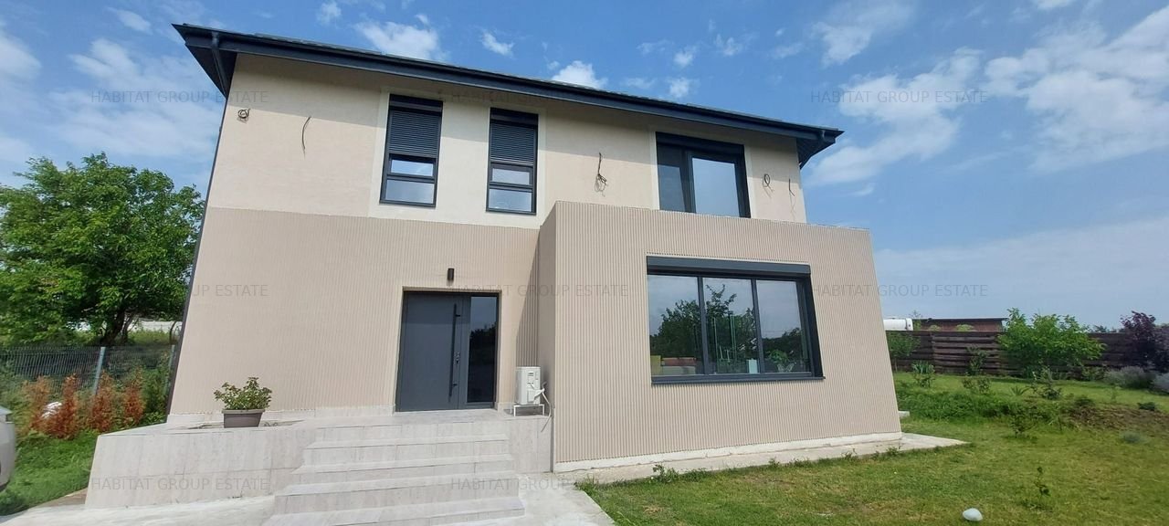 Vila individuala cu deschidere catre lac