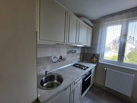 Apartament de închiriat 3 camere, în Timişoara, zona Circumvalaţiunii