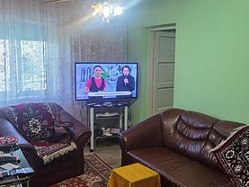 Apartament de vânzare 4 camere în Ramnicu Valcea, Nord