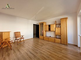 Apartament de vânzare 3 camere, în Sânpetru