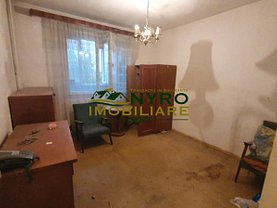 Apartament de vânzare 3 camere, în Brasov, zona Grivitei