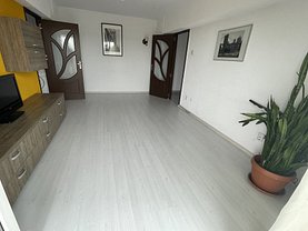 Apartament de vânzare 3 camere în Bucuresti, Vacaresti