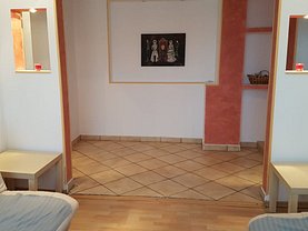 Apartament de vânzare 3 camere, în Bucureşti, zona Teiul Doamnei