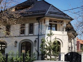 Casa de vânzare 12 camere, în Bucuresti, zona Casin