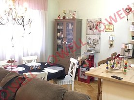 Apartament de vânzare 3 camere, în Braşov, zona Centrul Civic