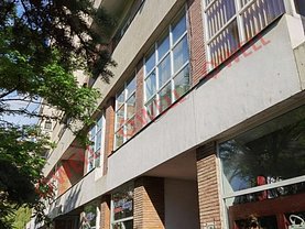 Apartament de vânzare 4 camere în Miercurea-Ciuc, Central