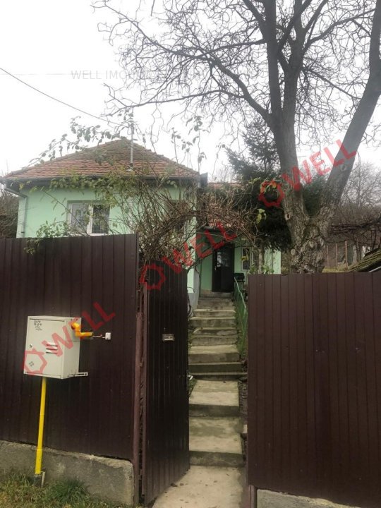 De vânzare o casă familială situată în Târgu Mureș în Viile Dealului Mic - imaginea 1