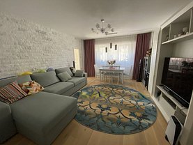Apartament de vanzare 3 camere, în Bucuresti, zona Unirii