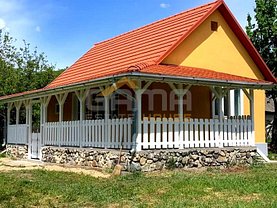 Casa de vânzare o cameră, în Juliţa