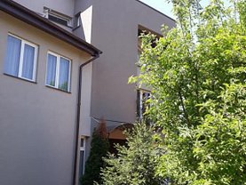 Casa de închiriat 4 camere, în Voluntari, zona Central