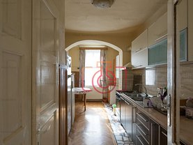 Casa de vânzare 5 camere, în Sibiu, zona Ştrand