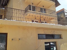 Casa de vânzare 12 camere, în Busteni, zona Zamora