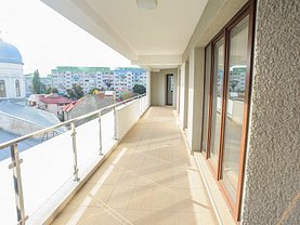 Apartament de vânzare 4 camere, în Bucureşti, zona Unirii