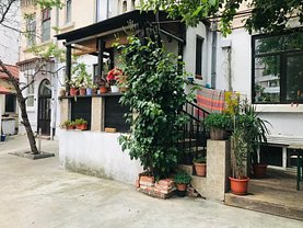 Apartament de vânzare 3 camere, în Bucureşti, zona Eminescu