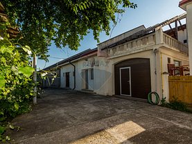 Casa de vânzare 6 camere, în Mangalia, zona Central