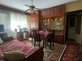 Apartament de vânzare 3 camere, în Satu Mare, zona Careiului