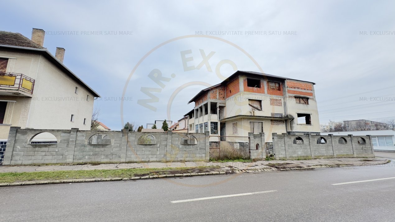 Casa S+P+1+M, 12 camere Str. Cimitirului 13, Zona Penny - Carei - Comision 0%