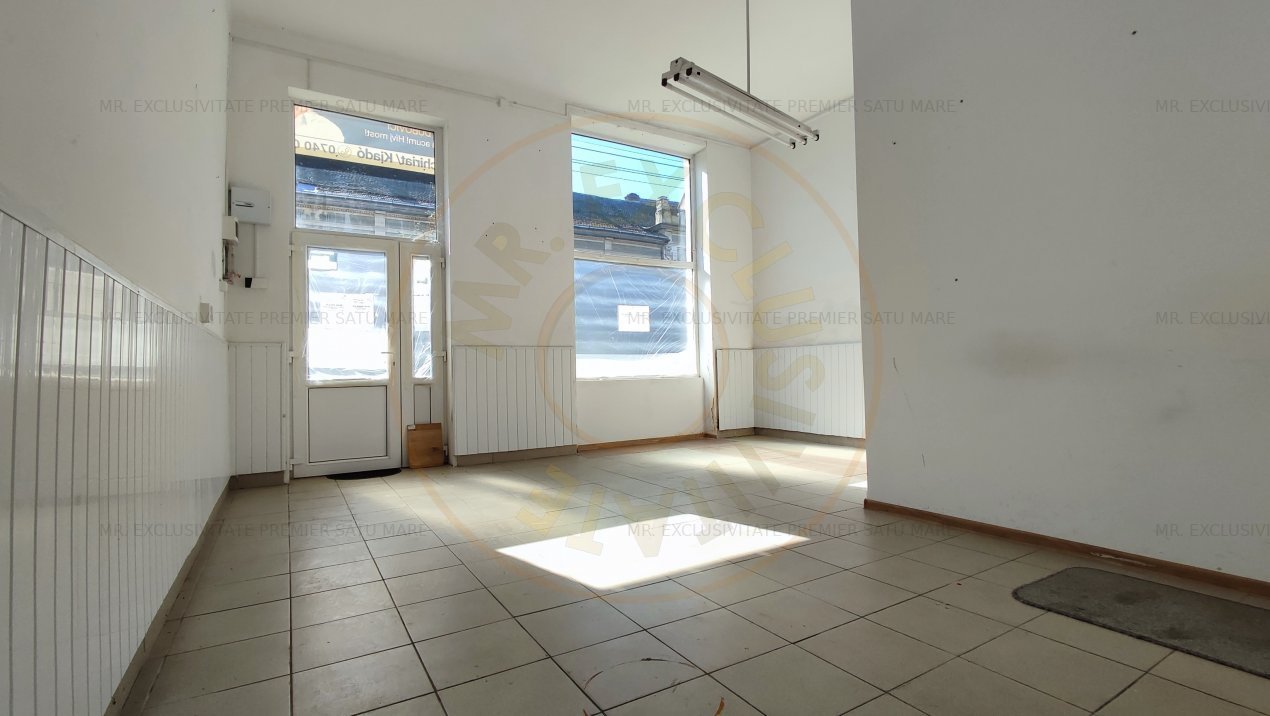 De Inchiriat Spatiu Comercial 33 mp - Str. 1 Decembrie 1918 - Carei
