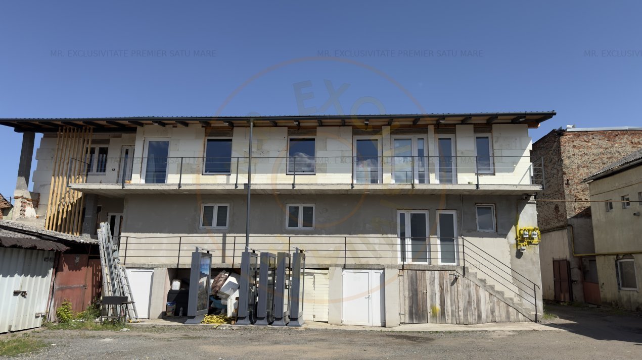 Cladire cu 2 Spatii Comerciale S+P+1-Ultracentral Carei-Str.1 Dec. 1918
