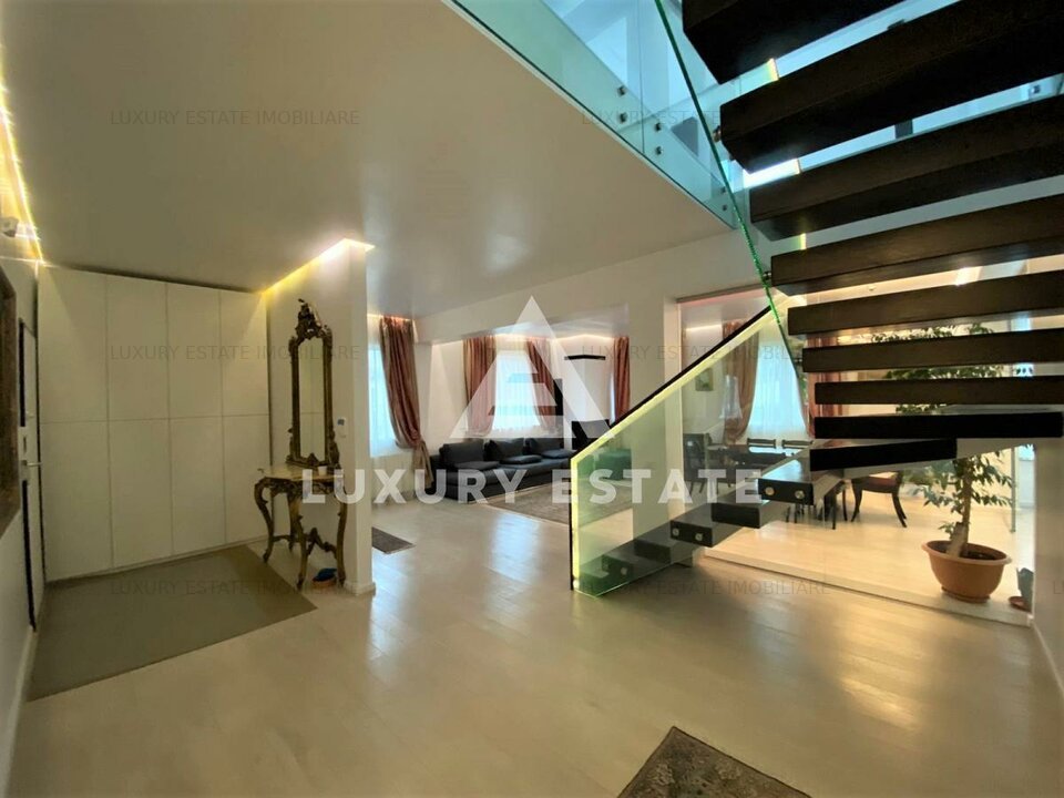 Inchiriere apartament duplex cu 7 camere(4 dormitoare) mobilat in Primaverii