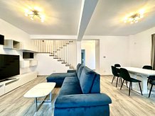 Casa 4 camere în Dumbravita