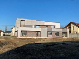Casa de vânzare 4 camere, în Dumbrăviţa, zona Est