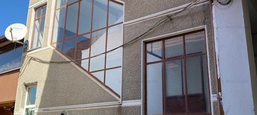 Casa cu multiple functiuni - imaginea 0 + 1