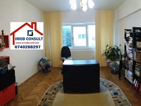 Apartament de vânzare 4 camere în Bacau, Bistrita Lac