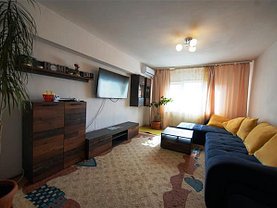 Apartament de vânzare 3 camere, în Braşov, zona Tractorul