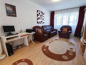 Apartament de vânzare 4 camere, în Braşov, zona Răcădău