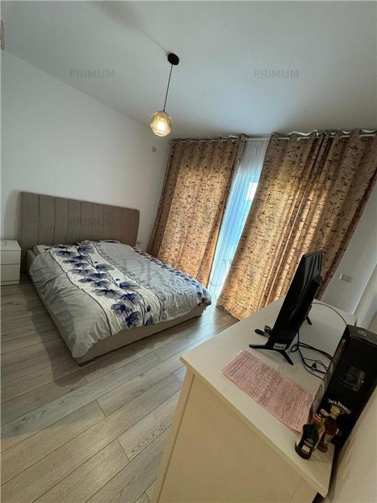 Apartament decomandat cu 2 camere, curte privata, 2 locuri de parcare - Dumbravi