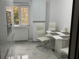 Apartament de vânzare 4 camere, în Timisoara, zona Lunei