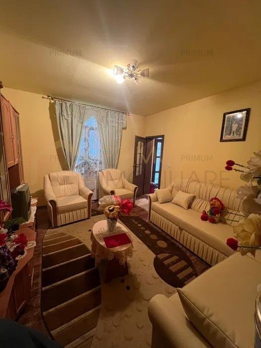 Badea Cartan - casa 2 camere - zona usor accesibila