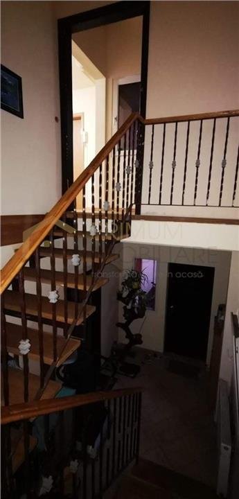 Apartament - 2 camere - Zona Dambovita