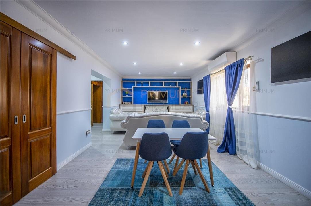 Casa Induividuala - 4 Dormitoare - Sauna - Jacuzzi - Piscina Exterioara - Panour