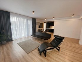 Apartament de vânzare 4 camere, în Bucureşti, zona Pipera