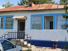 Casa 3 camere în Putineiu