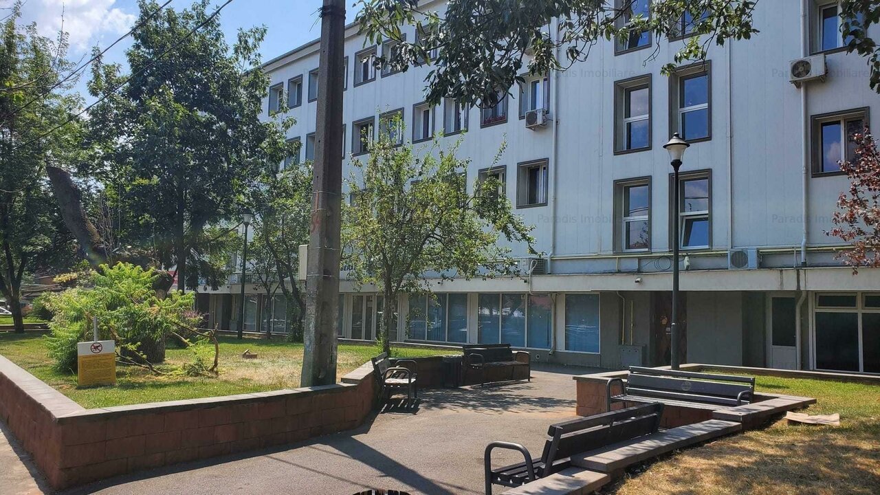 Vand apartament 4 camere zona Rahova langa scoala 135