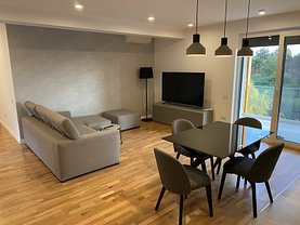 Apartament de vânzare 3 camere, în Bucureşti, zona Iancu Nicolae