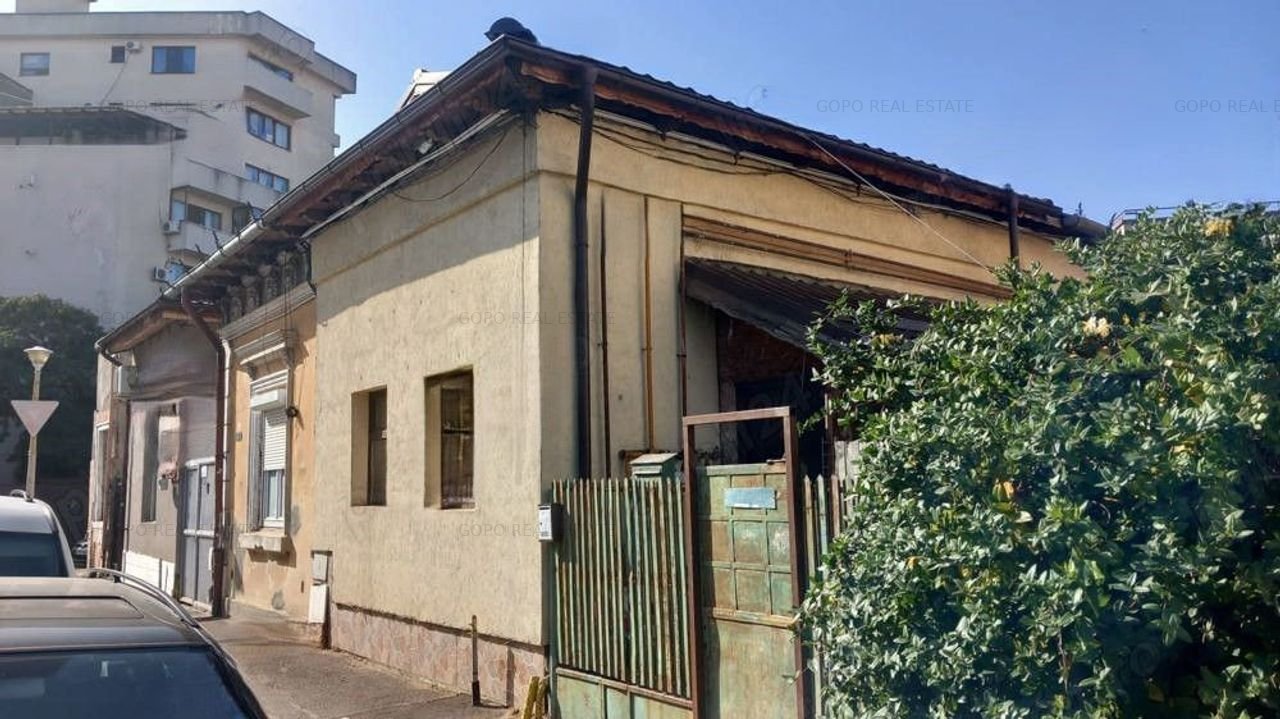 Vanzare casa 3 camere zona Matei Voievod