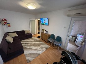 Apartament de vânzare 3 camere, în Constanţa, zona Tomis Nord